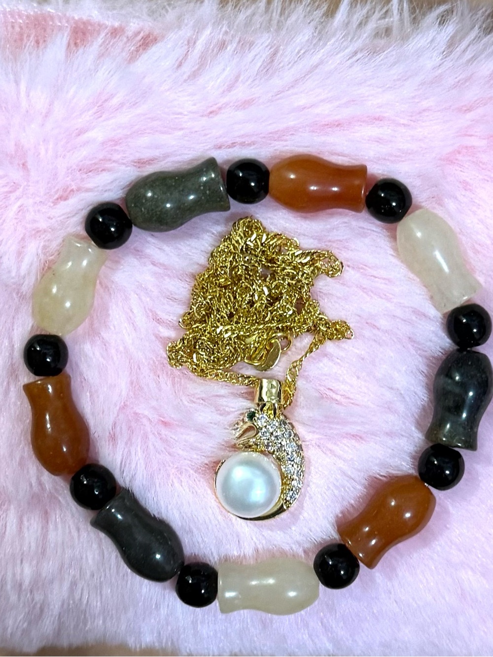 Natural South Sea Cultured Pearl Necklace & CERTIFIED Golden Silk Jade Bracelet